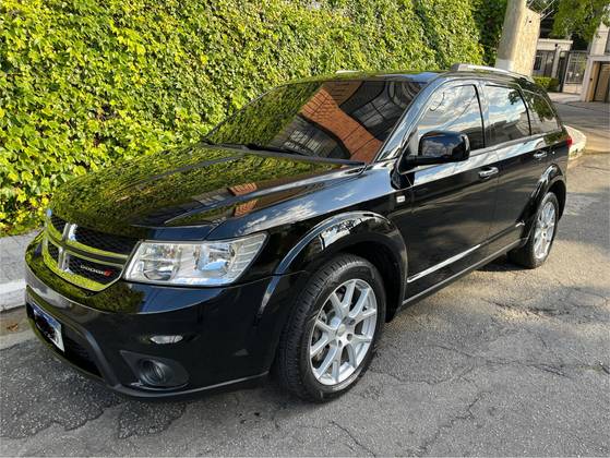 DODGE JOURNEY 3.6 RT V6 GASOLINA 4P AUTOMÁTICO DODGE JOURNEY 3.6 RT V6 GASOLINA 4P AUTOMÁTICO